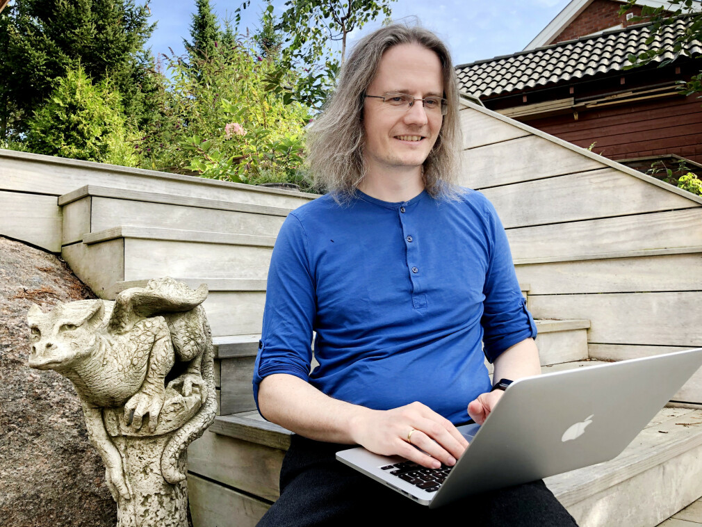 Magnar Sveen jobber til daglig i Kodemaker. På fritida lager han Adventur Delux - et tekstbasert eventyrspill han har jobba med i over 20 år totalt. 📸: Privat