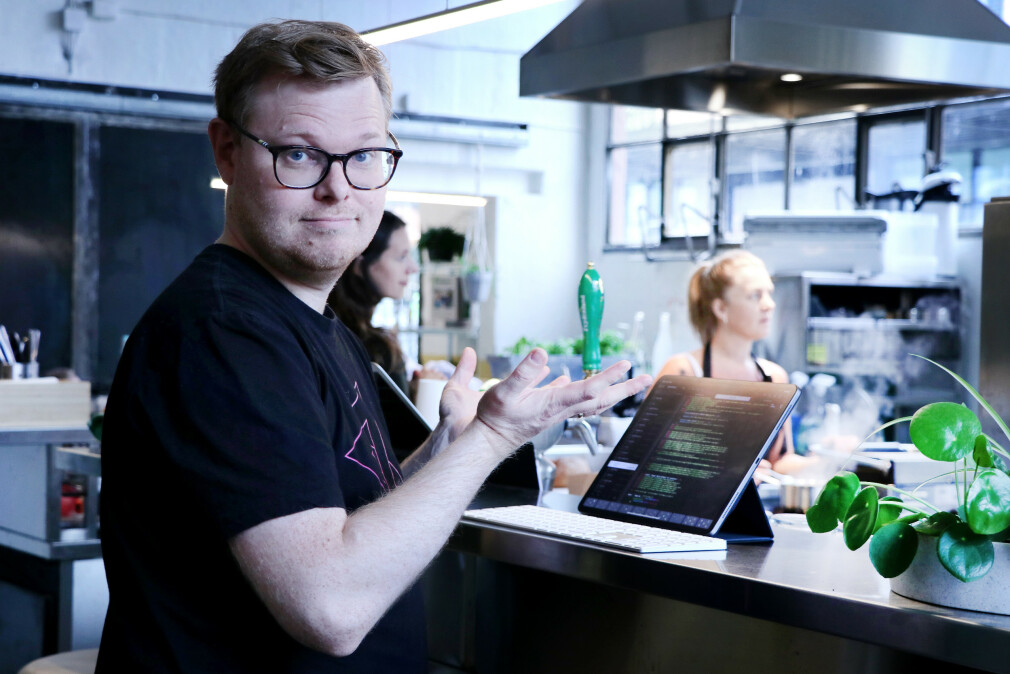 Kan man egentlig kode på iPad? Jørgen utforsker spørsmålet på sin svindyre iPad Pro 12,9". 📸: Ole Petter Baugerød Stokke
