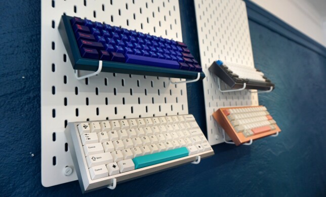 Slik ser tastaturene ut når de er ferdig bygget, men knappene de må du kjøpe et annet sted foreløpig. 📸: Jørgen Jacobsen