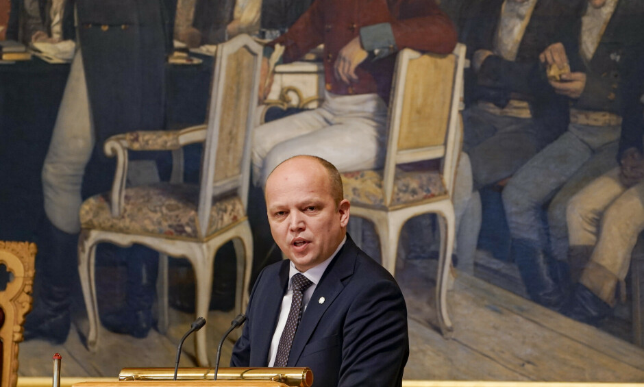 Finansminister Trygve Slagsvold Vedum (Sp) la i dag fram Støre-regjeringens endringsforslag til statsbudsjettet for 2022. 📸: Stian Lysberg Solum / NTB