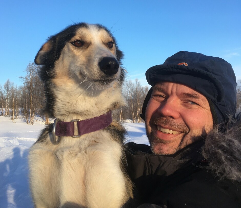 Øistein Sørensen er glad i hunder, og lager nå appen The Musher nærmest på fulltid. 📸: Privat