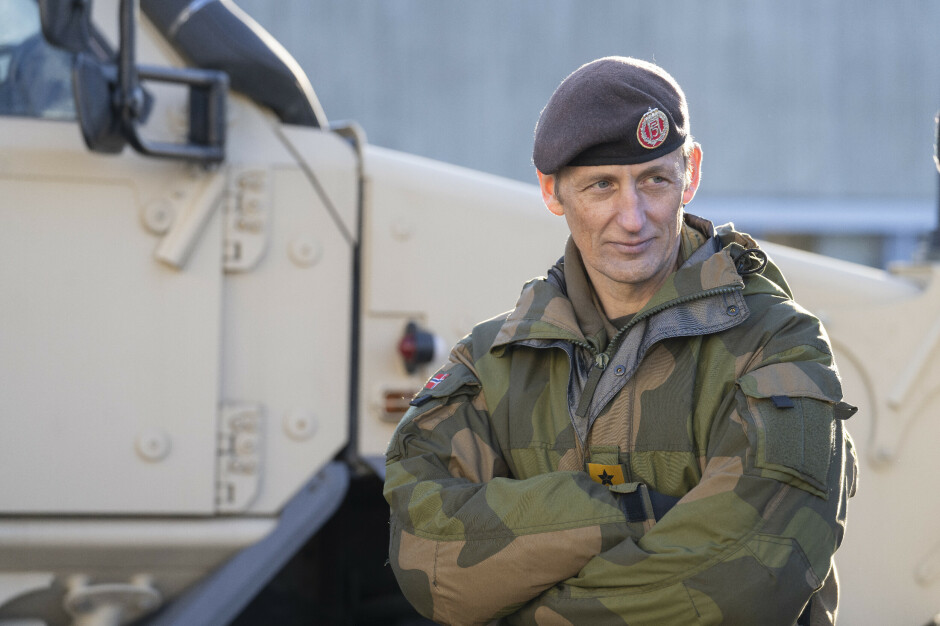 Forsvarssjef, general Eirik Kristoffersen på besøk på Nasjonalt logistikk operasjonssenter (NLOGS) på Sessvollmoen leir. 📸: Terje Bendiksby / NTB