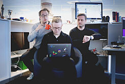 image: Norges utviklere; svar på noen enkle spørsmål, vinn eksklusive klistremerker!
