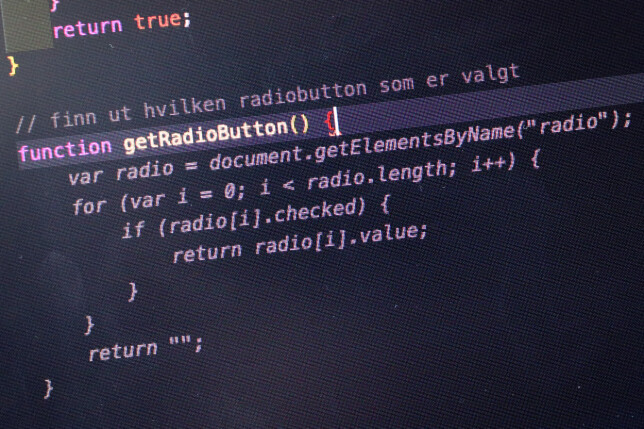 Om du vil kommentere og kode på norsk eller ikke er selvfølgelig et spørsmål, men det er kult å se at det faktisk går an, også med GitHub Copilot. 📸: Ole Petter Baugerød Stokke