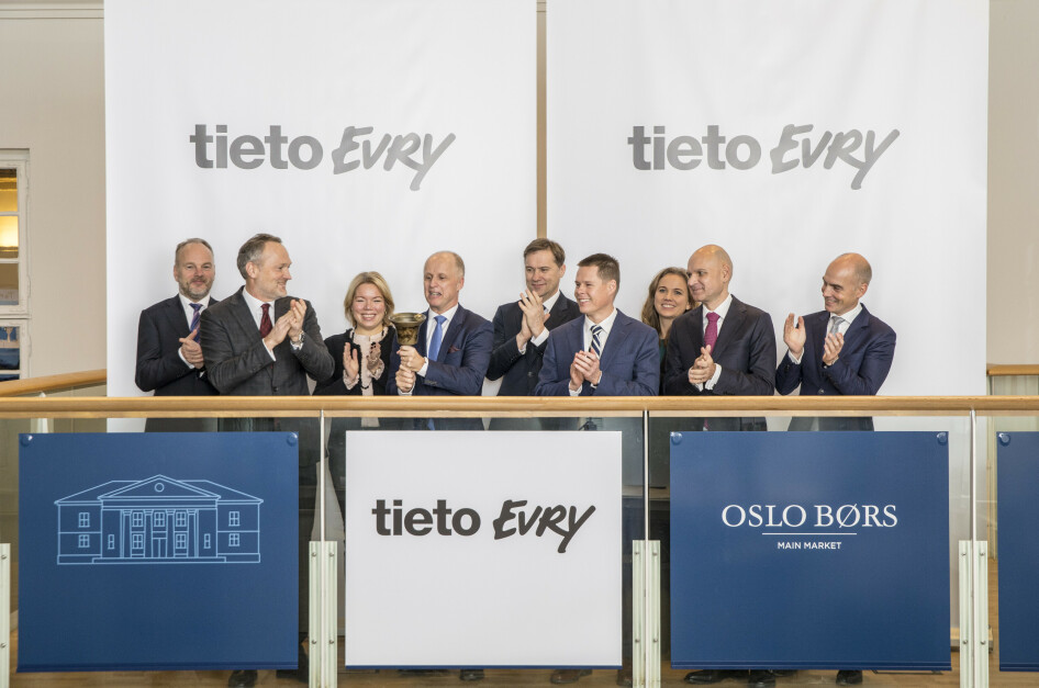 I 2019 ble TietoEVRY notert på Oslo Børs med en bjelleseremoni. CEO Kimmo Alkio ringte med bjella. Selskapet er en sammenslåing av norske Evry og finske Tieto. 📸: Berg-Rusten, Ole / NTB