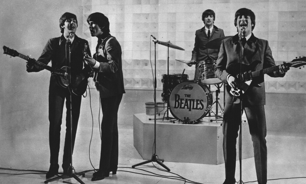 The Beatles spiller konsert. Fra venstre til høyre: Paul McCartney, George Harrison, Ringo Starr, og John Lennon. 📸: AP Photo