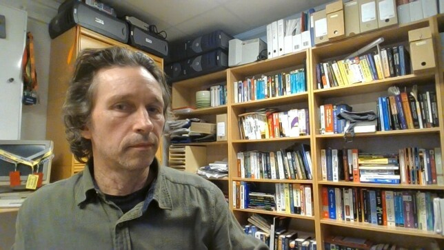 Thomas Nordli er programansvarlig for dataingeniørstudiet ved Universitetet i Sørøst-Norge. 📸: Privat