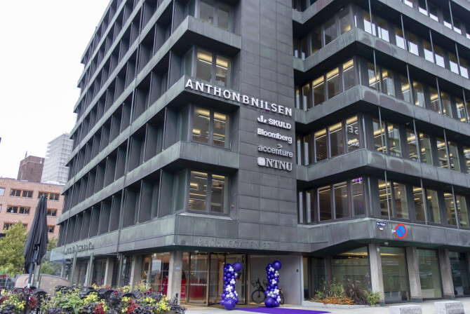 Accenture har tre etasjer i denne bygningen like ved Rådhusplassen. 📸: Kurt Lekanger